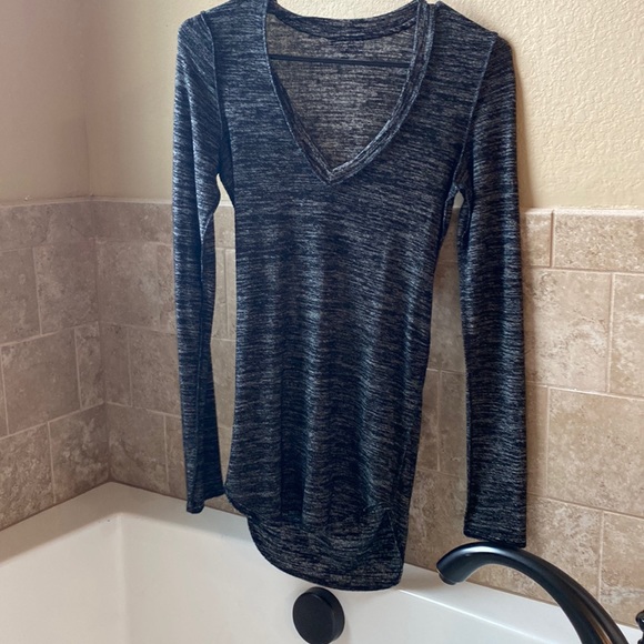 Wilfred Free Luma Open Back Long Sleeve Top - Picture 6 of 6